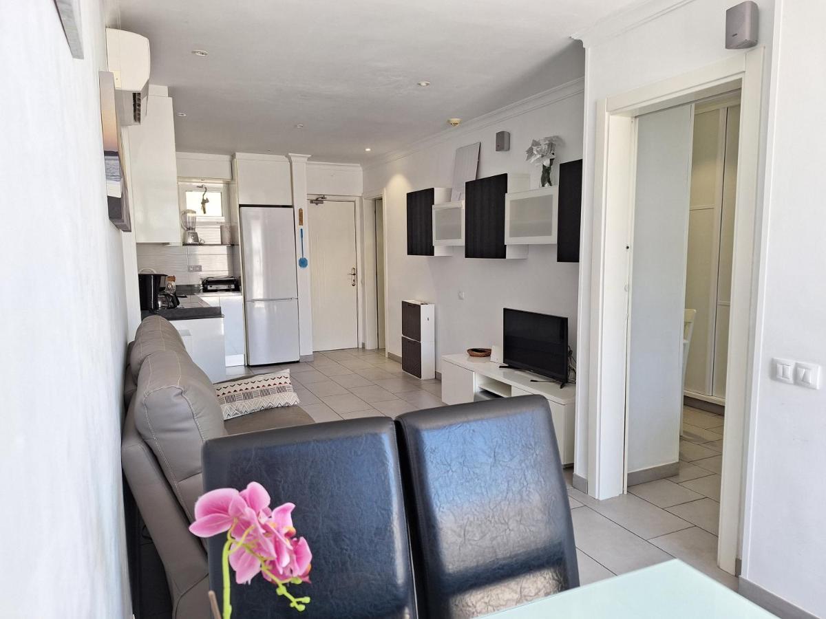 Solaris - Refurbished, Top Floor, Sea Views Porto Rico Exterior foto